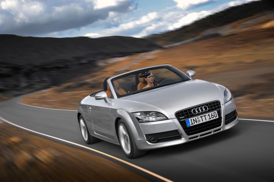  Audi TT Roadster (8J) 2007 года  (WW) (фото 13 из 34)